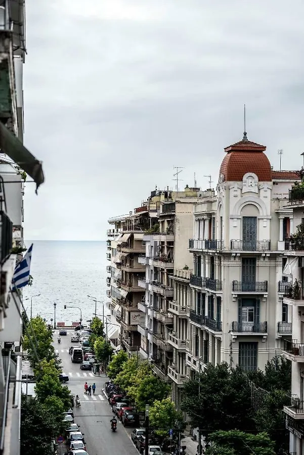 Central Apartment Downtown Thessaloniki
