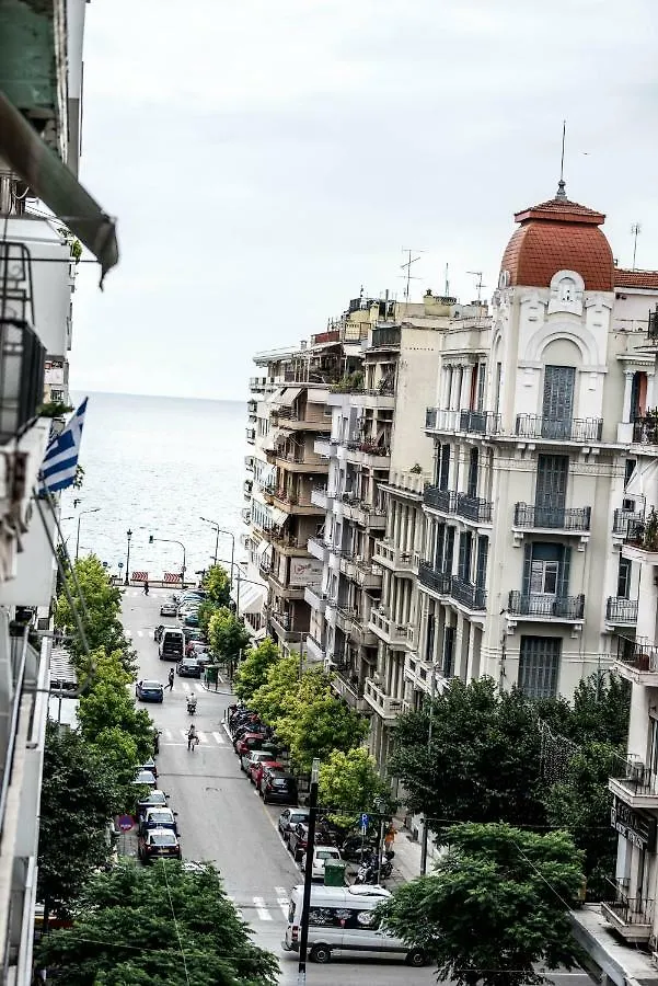 Central Apartment Downtown Thessaloniki
